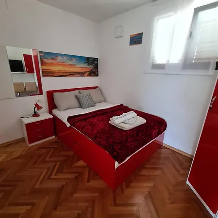 Apartment Caric *